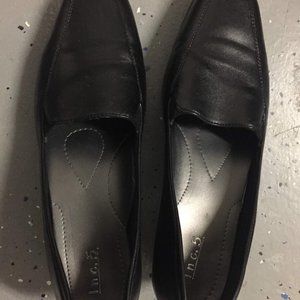 Women office Shoes size 8  Never used or wore